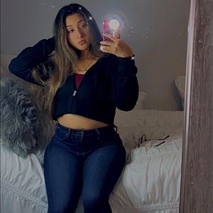 Meet your Posher, Annette